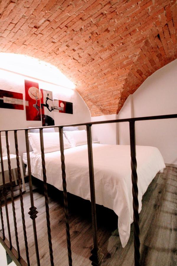 Al Duomo Lodge *